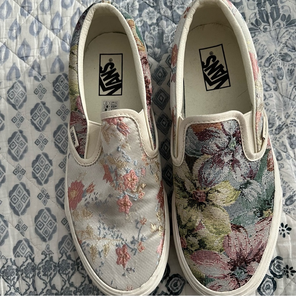 Vans slip on tapestry (rare!)